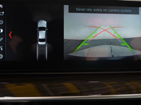 Used 2018 BMW 530i xDrive 530i xDrive image 29