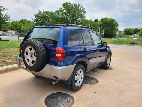 Used 2004 Toyota RAV4 2WD image 3
