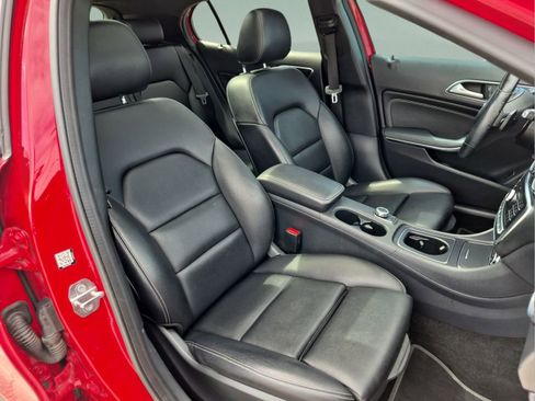 Used 2019 Mercedes-Benz GLA 250 4MATIC image 19