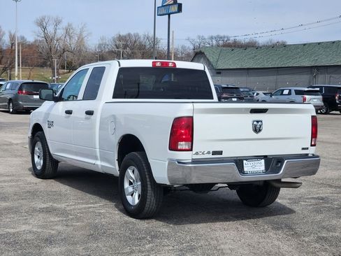 Used 2024 RAM 1500 Classic SLT AWD/4WD image 7