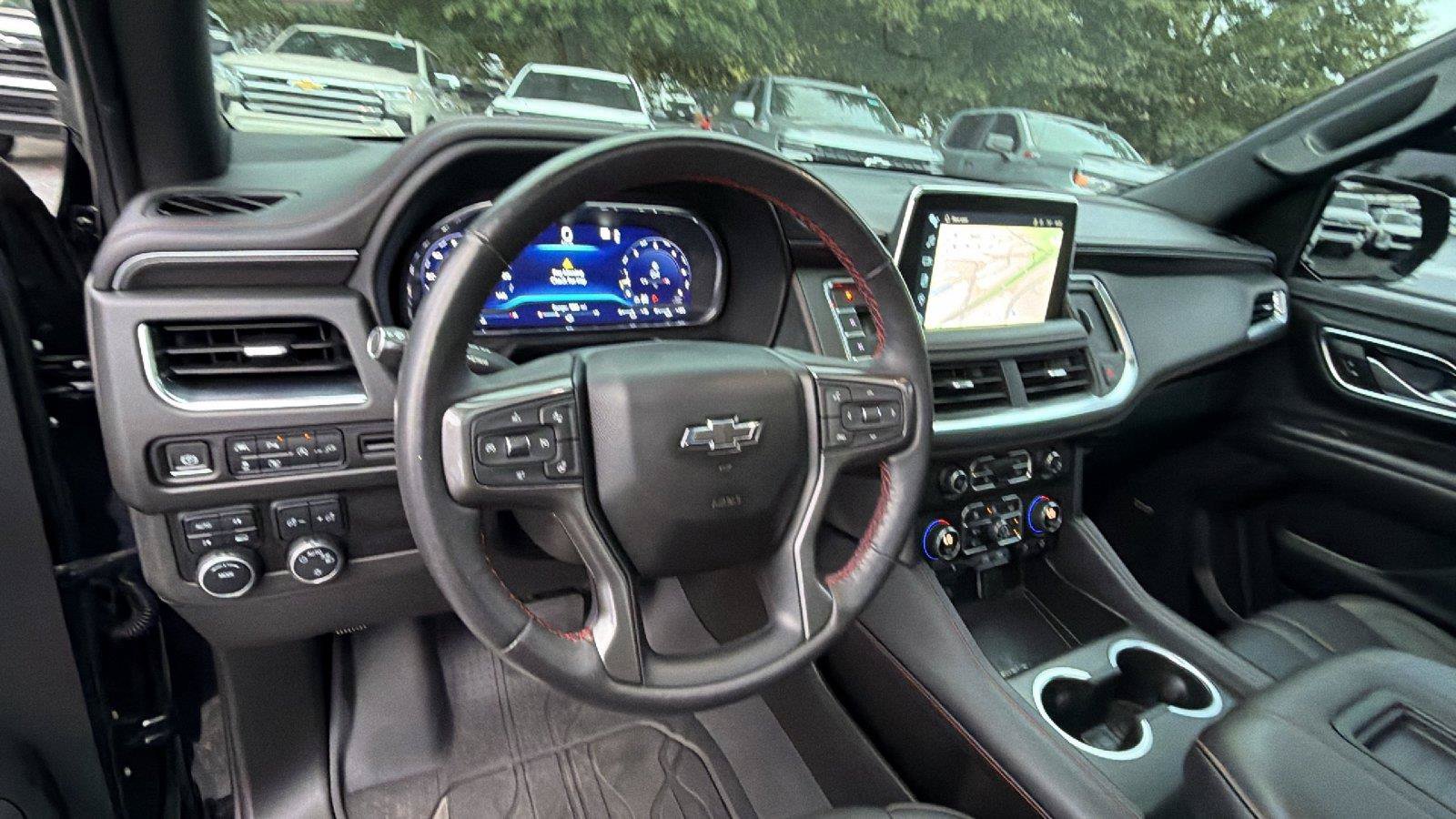 Used 2022 Chevrolet Tahoe RST w/ Luxury Package AWD/4WD image 4