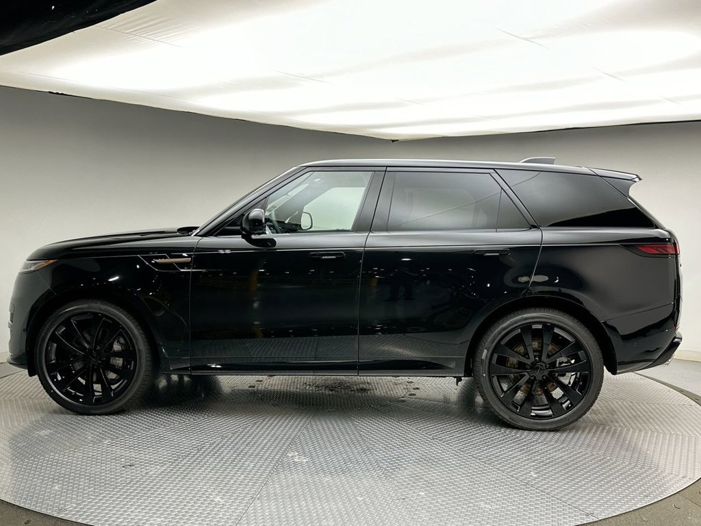 New 2027 Land Rover Range Rover Sport Dynamic SE AWD/4WD image 2