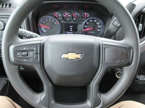Certified 2022 Chevrolet Silverado 1500 Custom image 23
