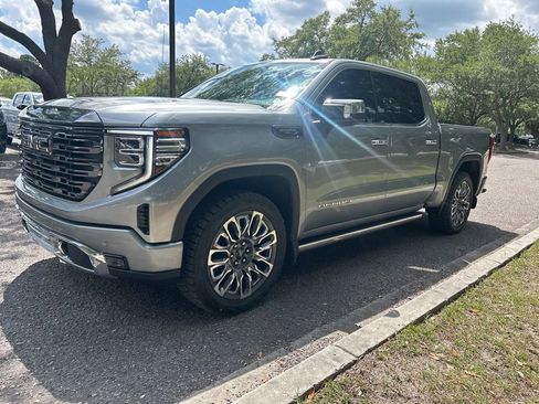 Used 2023 GMC Sierra 1500 Denali Ultimate AWD/4WD image 1