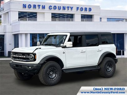 New 2025 Ford Bronco Outer Banks w/ Sasquatch Package