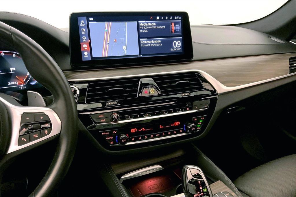 Certified 2023 BMW M550i xDrive AWD/4WD image 5