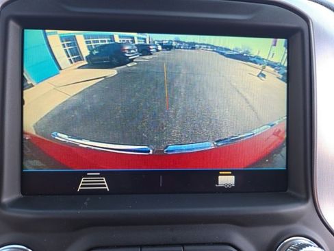 Used 2021 GMC Sierra 1500 Elevation image 32