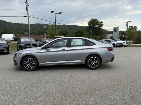 New 2025 Volkswagen Jetta Sport image 6