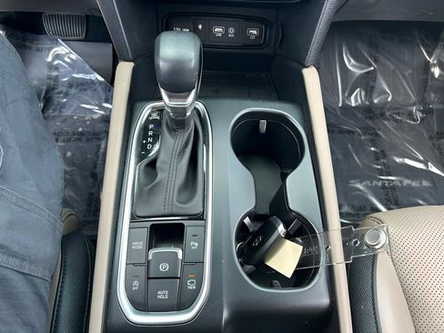 Used 2020 Hyundai Santa Fe Limited w/ Cargo Package FWD image 16