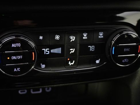 Used 2023 Buick Encore GX Select FWD image 31
