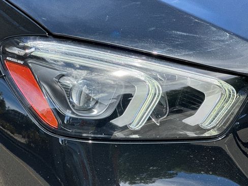 Used 2022 Mercedes-Benz GLE 350 4MATIC image 11