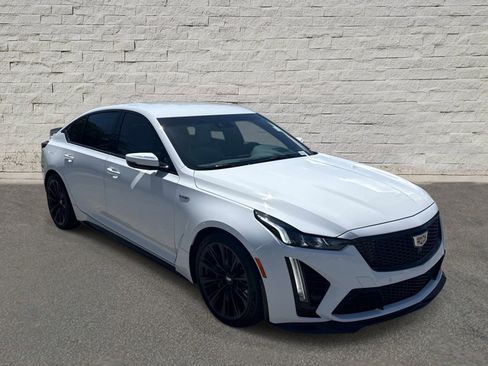 Used 2022 Cadillac CT5 V Blackwing w/ Carbon Fiber Package 2 RWD image 3