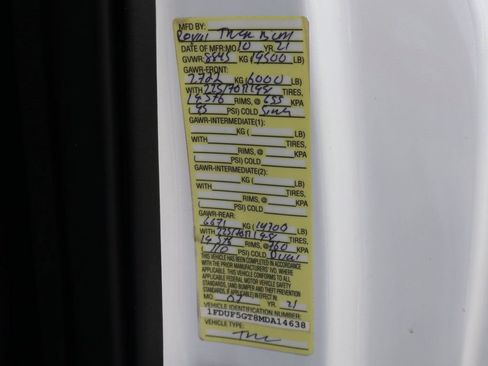 Used 2021 Ford F550 2WD Regular Cab Super Duty image 52