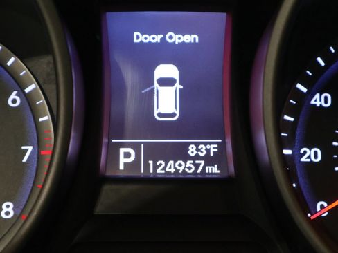 Used 2016 Hyundai Santa Fe Sport AWD/4WD image 34