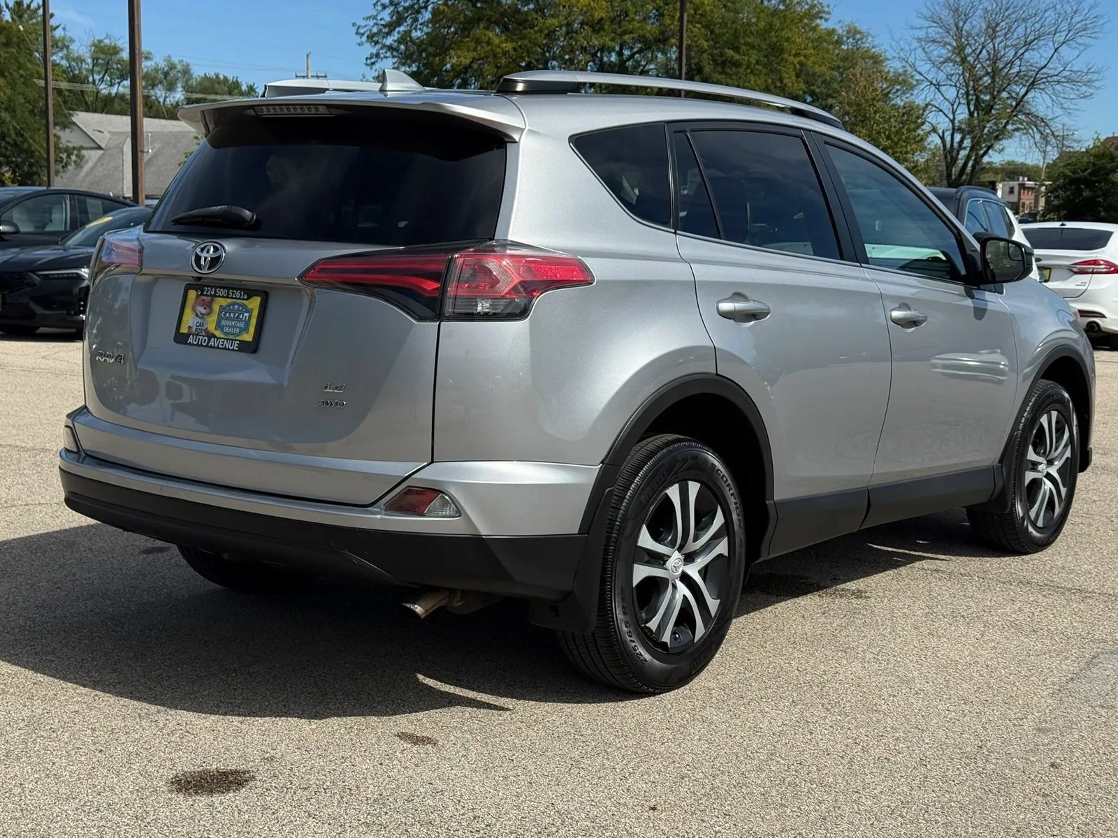 Used 2017 Toyota RAV4 LE w/ All Weather Liner Package AWD/4WD image 7