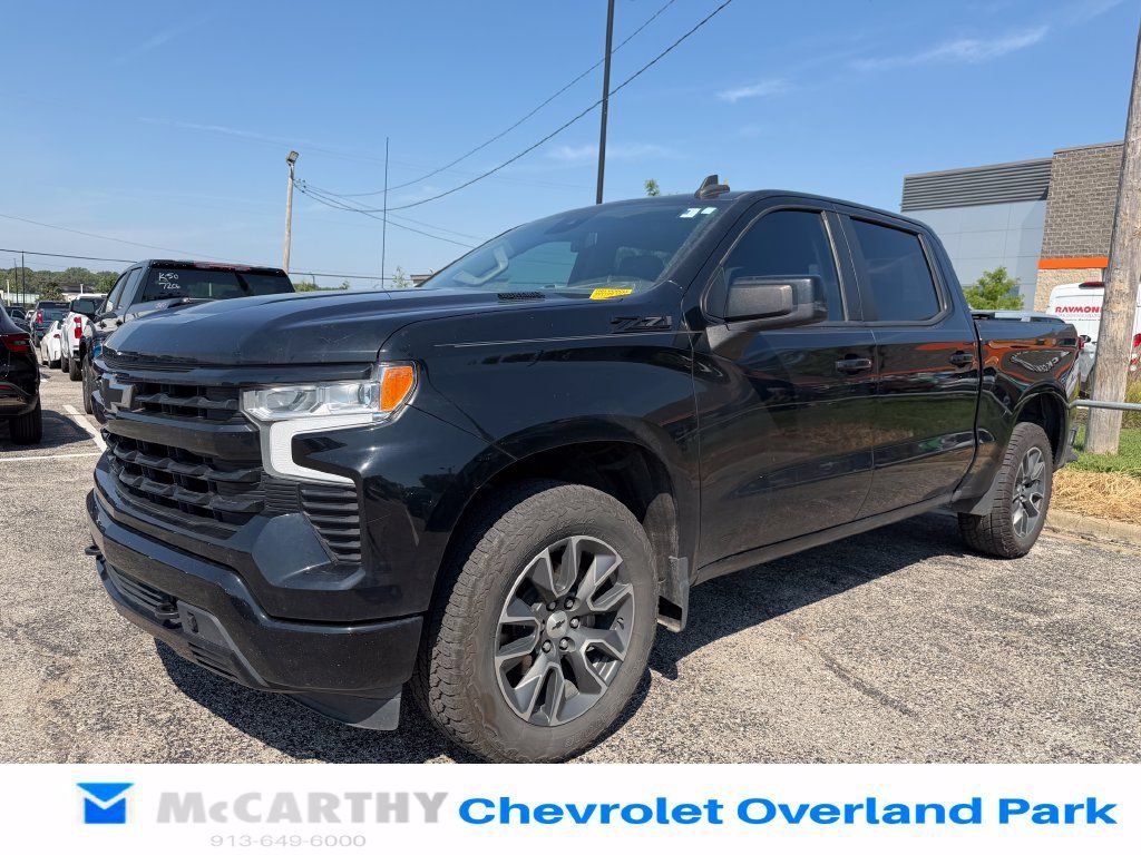 Used 2023 Chevrolet Silverado 1500 RST w/ Convenience Package II AWD/4WD image 7