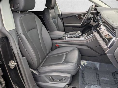 Certified 2023 Audi Q8 Premium Plus image 24