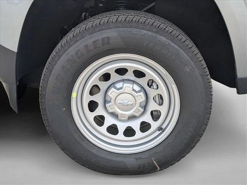 New 2026 Chevrolet Colorado W/T image 9