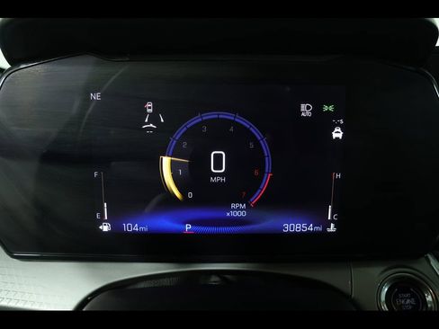 Used 2025 Chevrolet Trax LT w/ Driver Confidence Package image 23