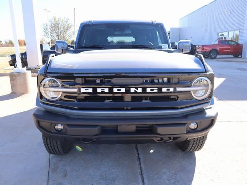 New 2025 Ford Bronco Outer Banks image 10