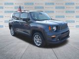 Used 2022 Jeep Renegade Latitude w/ Convenience Group image 3