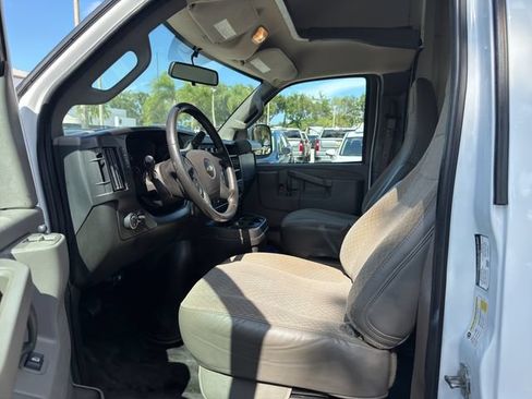 Used 2023 Chevrolet Express 3500 w/ Power Convenience Package RWD image 11