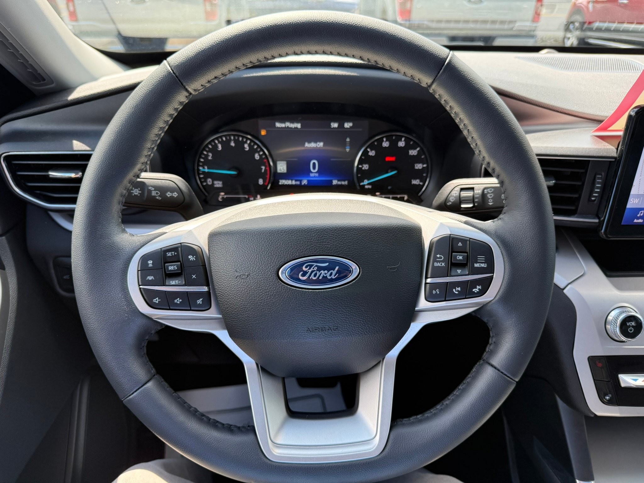 Used 2023 Ford Explorer XLT w/ Equipment Group 202A AWD/4WD image 12