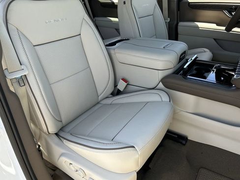 New 2026 GMC Yukon Denali AWD/4WD image 29