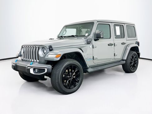 Used 2023 Jeep Wrangler Sahara image 3