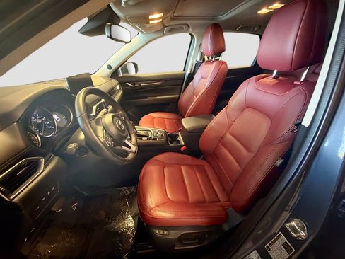 Used 2025 MAZDA CX-5 Carbon Edition image 13