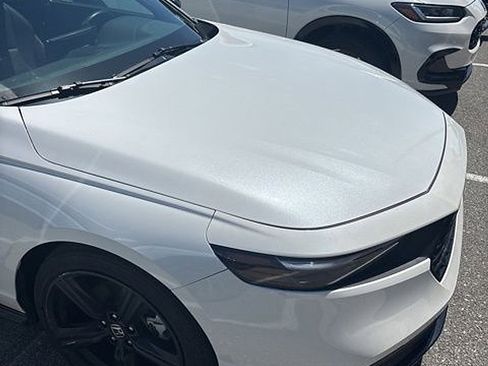 Used 2023 Honda Accord Sport image 9
