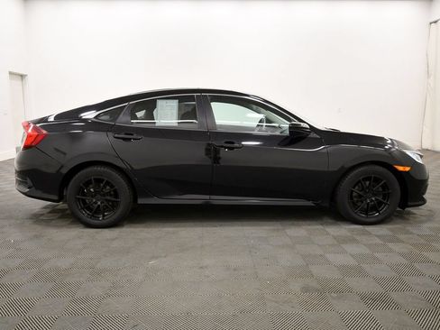 Certified 2018 Honda Civic LX image 9