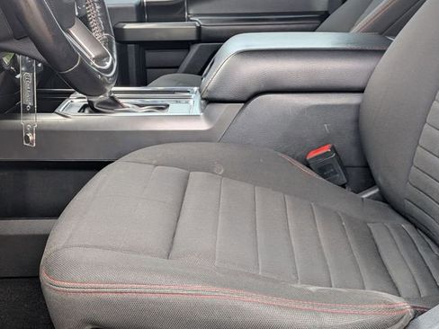 Used 2019 Ford F150 XLT w/ Equipment Group 302A Luxury AWD/4WD image 12