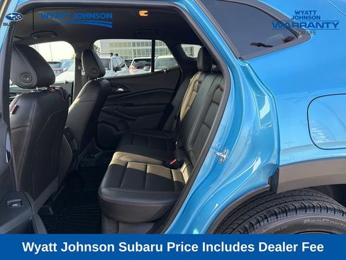 Used 2025 Chevrolet Trax RS w/ Driver Confidence Package FWD image 31