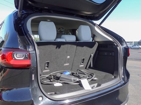 Certified 2024 MAZDA CX-90 Plug-In Hybrid w/ Premium Plus image 27