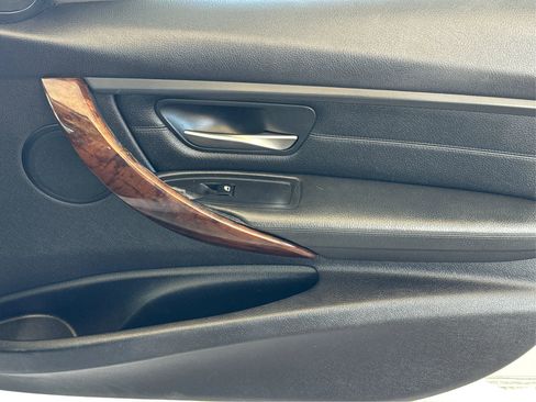 Used 2013 BMW 335i xDrive Sedan image 23