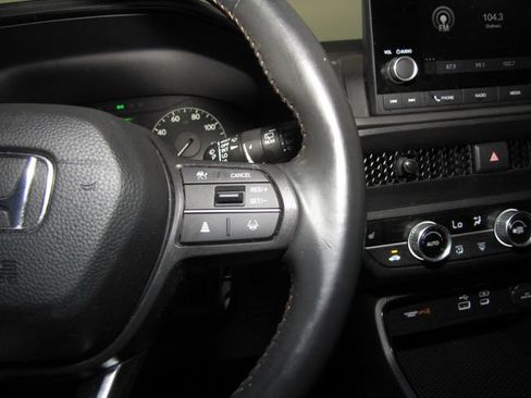 Certified 2024 Honda CR-V Sport image 6