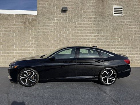 Used 2022 Honda Accord Sport image 7