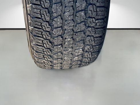 Used 2020 Jeep Wrangler Unlimited Sahara image 40