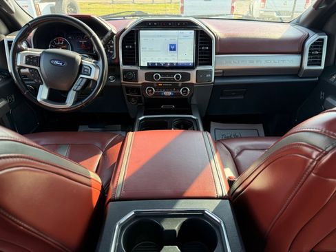 Used 2022 Ford F250 Platinum image 19