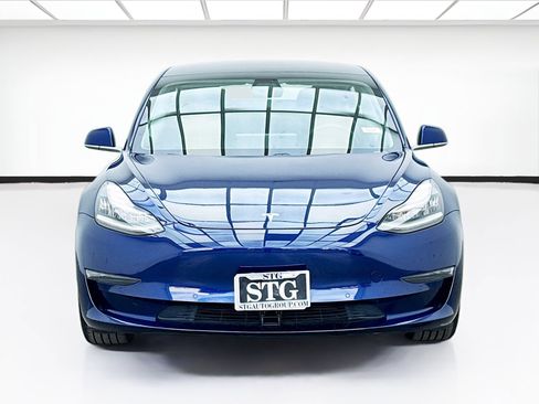 Used 2020 Tesla Model 3 Standard image 2