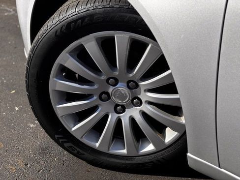 Used 2012 Buick Regal Premium image 24