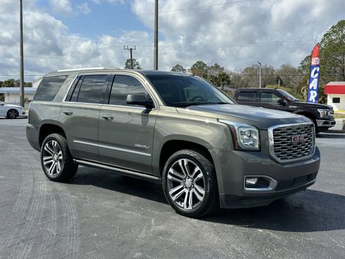 Used 2018 GMC Yukon Denali w/ Denali Ultimate Package image 2