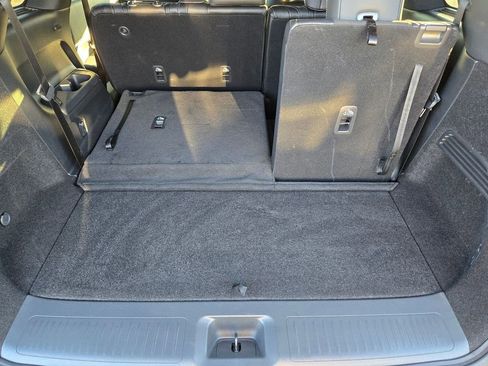 Certified 2025 INFINITI QX60 Luxe w/ Black Edition image 9