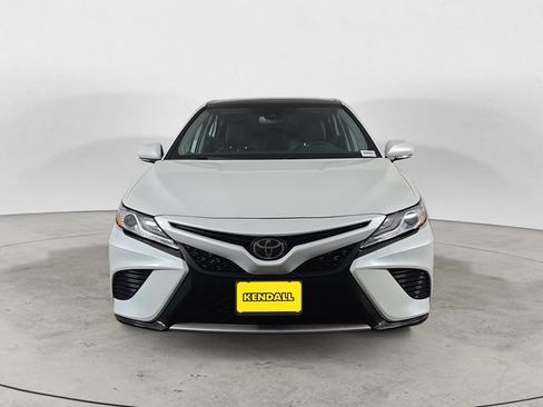 Used 2020 Toyota Camry XSE w/ Navigation Package AWD/4WD image 2