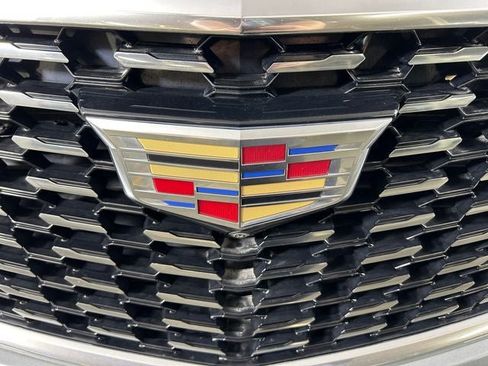 Certified 2023 Cadillac XT5 Premium Luxury w/ Technology Package AWD/4WD image 8