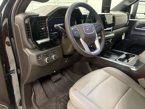 New 2026 GMC Sierra 3500 SLT w/ SLT Convenience Package AWD/4WD image 10