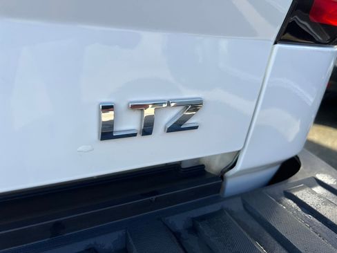 Used 2015 Chevrolet Silverado 1500 LTZ image 19