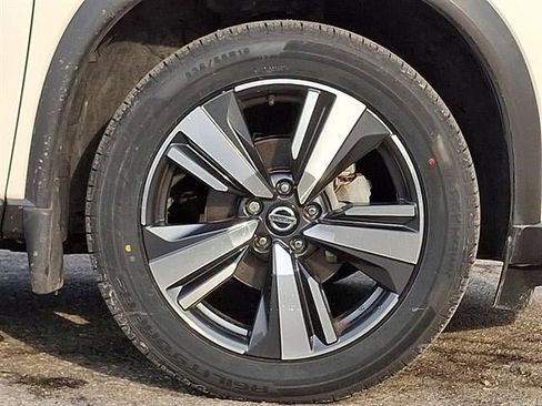 Used 2021 Nissan Rogue SL image 8