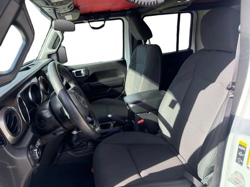 Used 2021 Jeep Wrangler Unlimited Sport AWD/4WD image 11